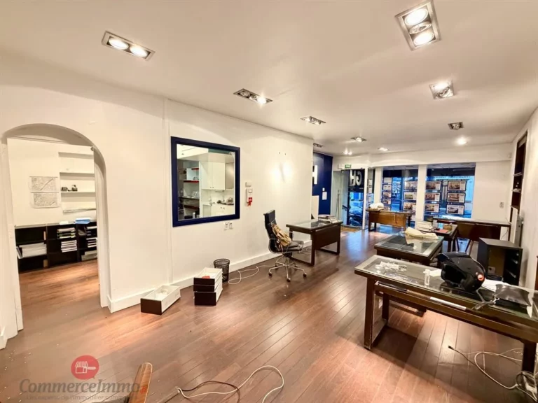 Local commercial de 80 m² à louer à Paris 16e, photo 2