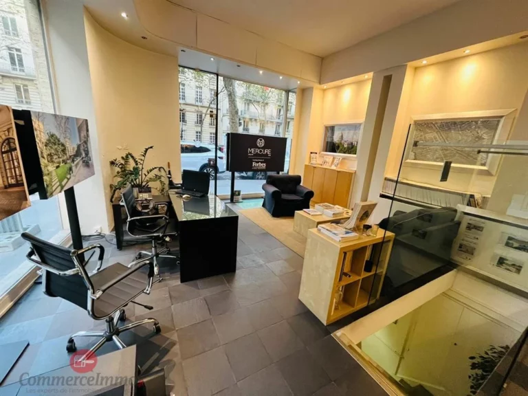 Local commercial de 80 m² à louer à Paris 7e, photo 4