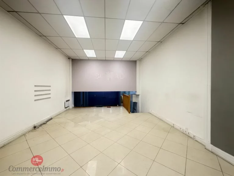 Local commercial de 107 m² à louer à Sèvres (92), photo 3
