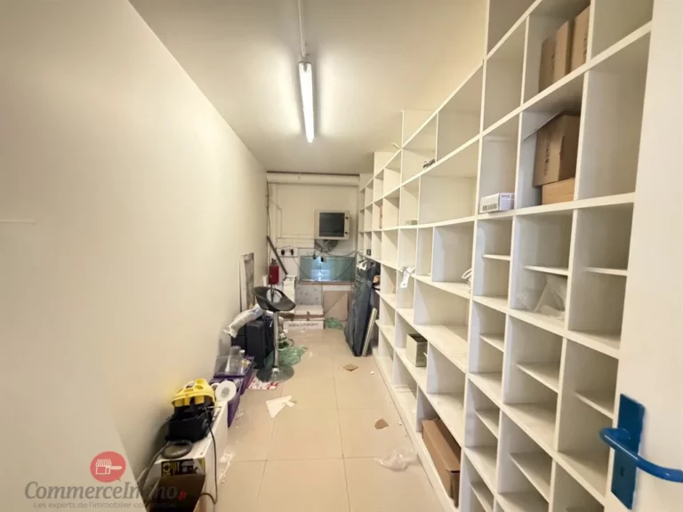 Local commercial de 107 m² à louer à Sèvres (92), photo 5
